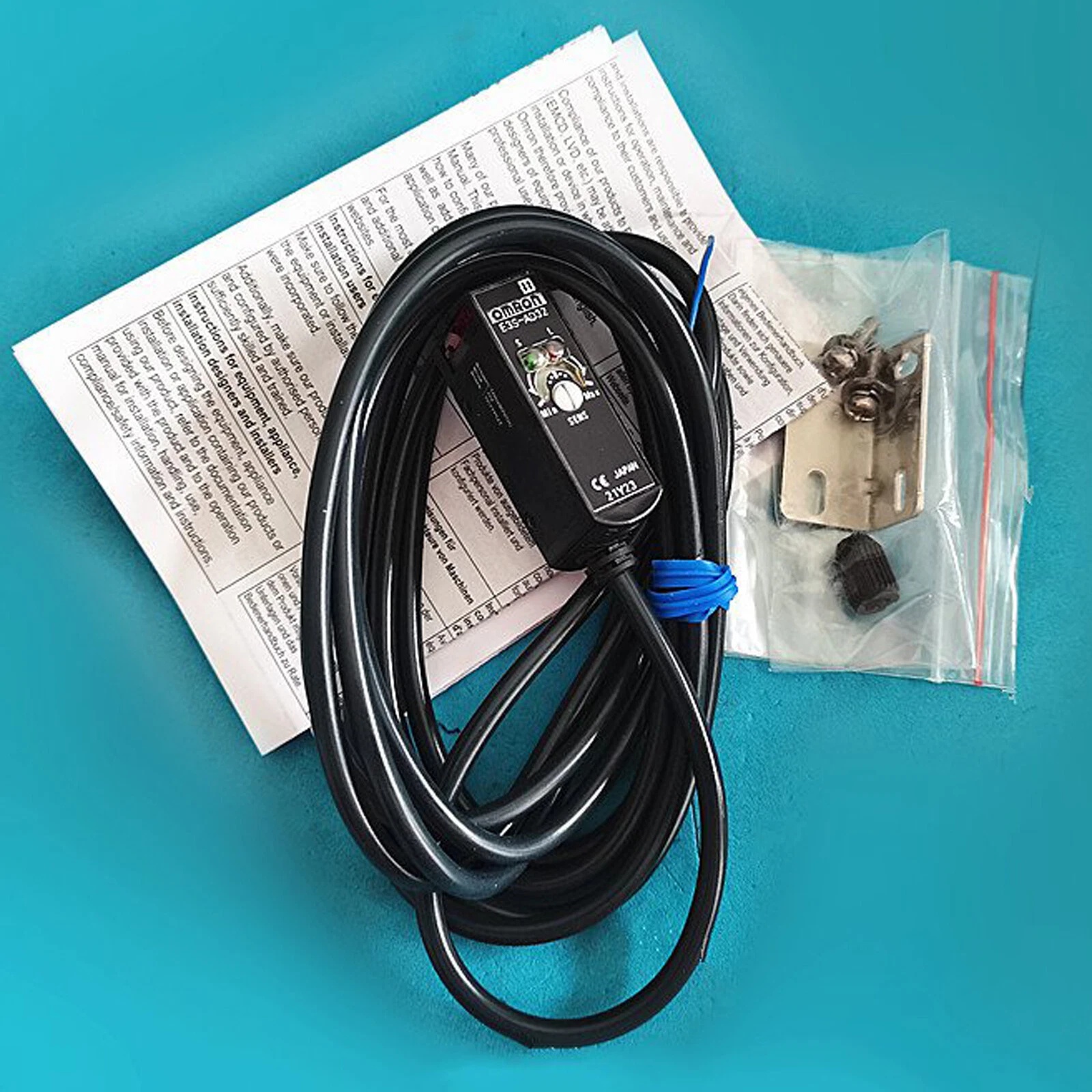 1PC New Omron E3S-AD32 Photoelectric Switch Sensor FAST SHIP